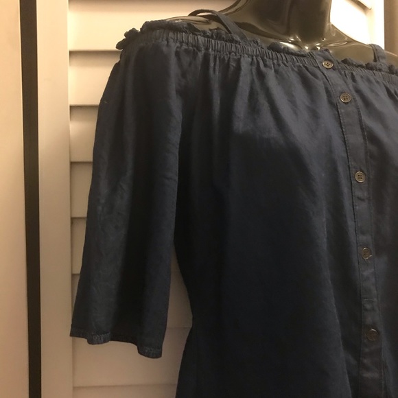 🌺. Blouse🌺 - Picture 4 of 8